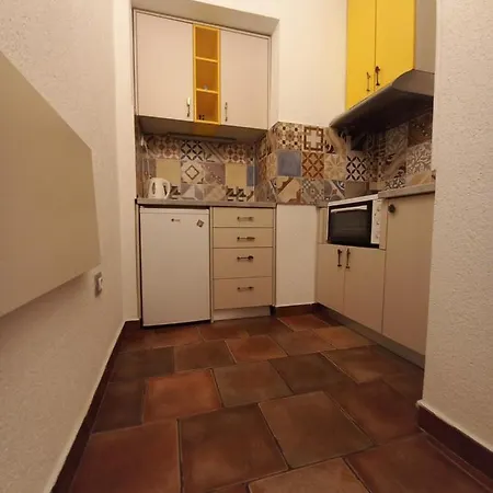 Apartment City Central Chick Studio